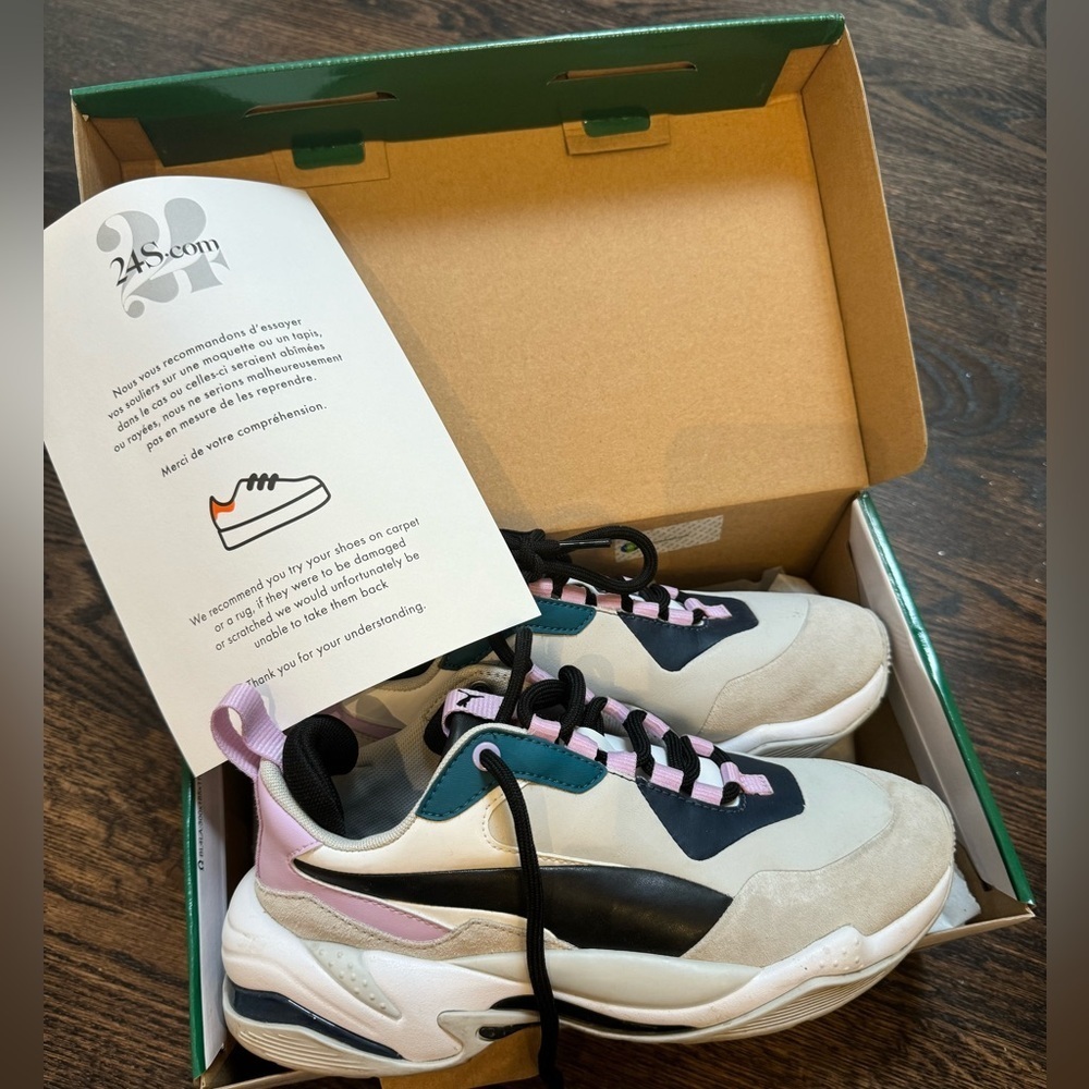 Puma Thunder Rive Gauche Womens
Synthetic Lace Up Trainers 369452 01 - Picture 10 of 16